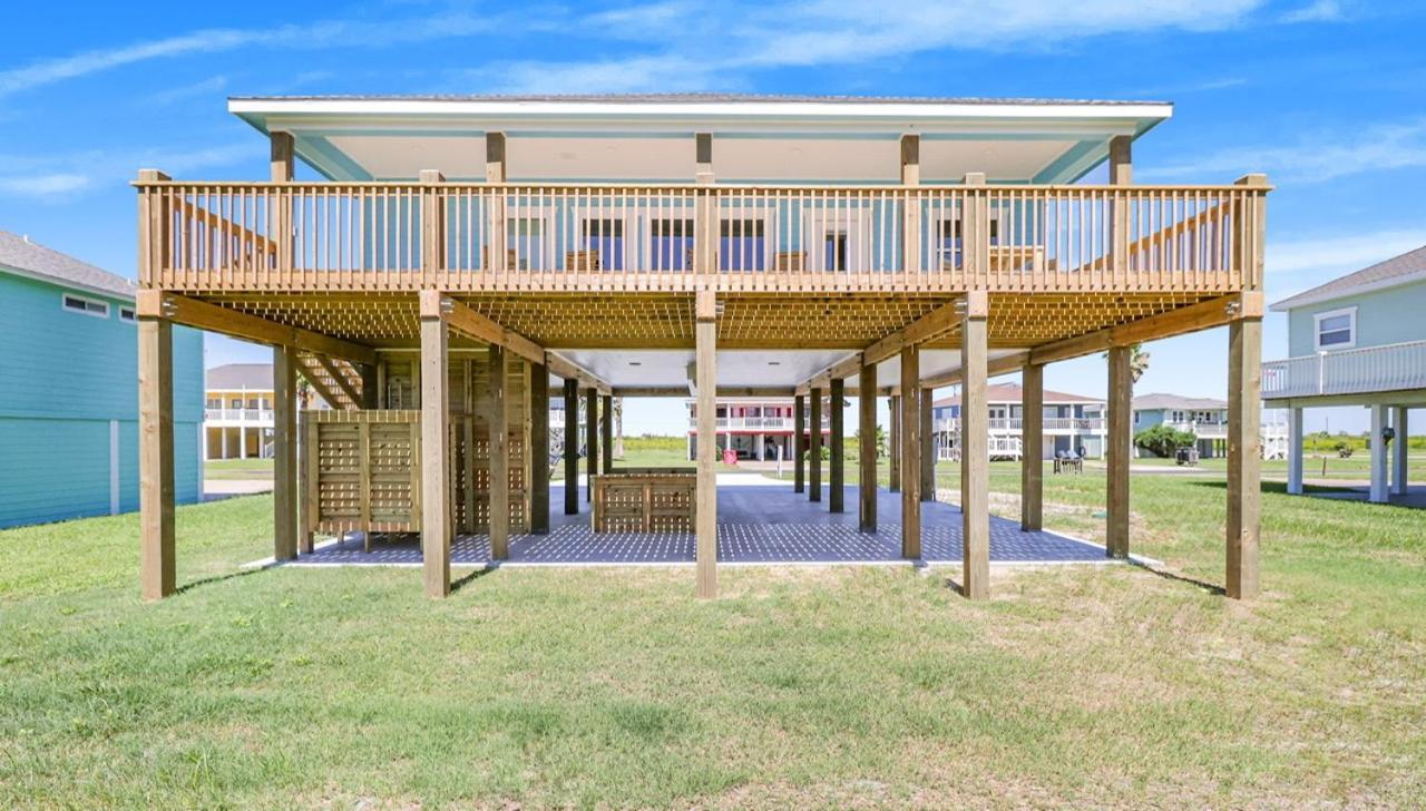 Tide'S Up Sand Castle Home Home Crystal Beach Exterior photo